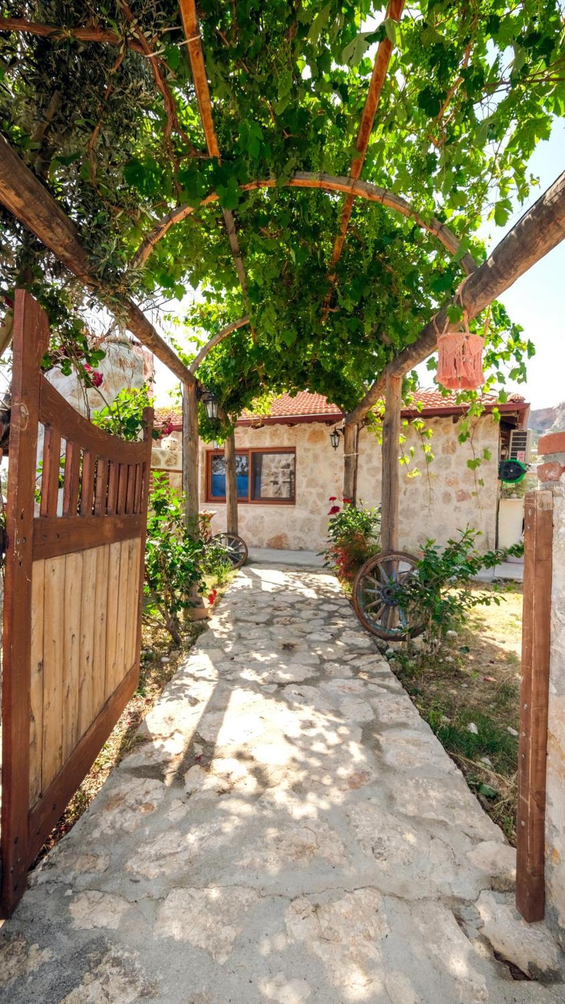 Вілла Likya House - Deniz Ve Doga Manzarali, Havuzlu Патара Екстер'єр фото